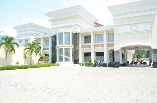 Ratih Hotel & Restaurant